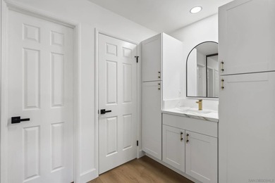 A pleasure to show! Location, Location. Top Floor Unit with high - photo 15
