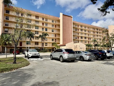 Motivated seller-bring your offers. This light-filled 6th-floor - photo 18