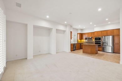 PHENOMENAL PRICE! First time ever on the market! A rare - photo 25
