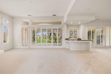 PHENOMENAL PRICE! First time ever on the market! A rare - photo 32