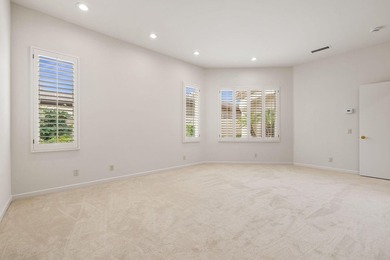 PHENOMENAL PRICE! First time ever on the market! A rare - photo 43