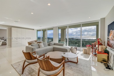 Move right in to this fully furnished, turn-key residence at the - photo 7