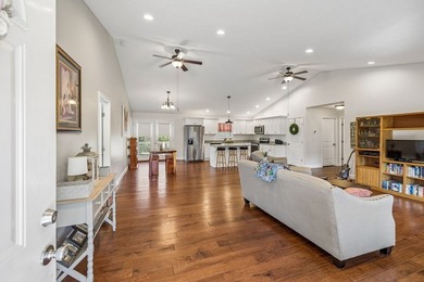 Immaculately maintained home on 1.82 ACRE LOT. Room for a garage - photo 5