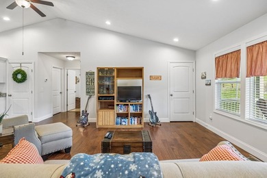 Immaculately maintained home on 1.82 ACRE LOT. Room for a garage - photo 9