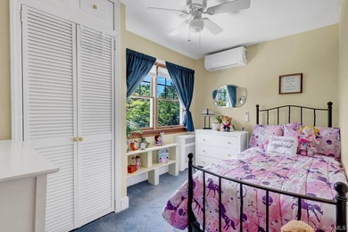 Beautiful, charming and truly one-of-a-kind! Prepare to be wowed - photo 17