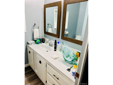 London Spires of Hemet's 55+ mobile home community! This is the