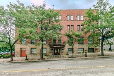 Lake Condo For Sale in Cleveland, Ohio