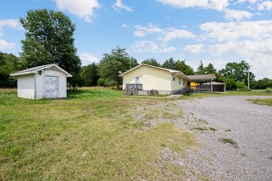 Welcome to 27653 US Highway 127 in Pikeville, Tennessee! This 3 - photo 2