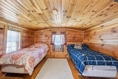 PLEASE VIEW VIRTUAL TOUR LINK! Welcome to lake living in the - photo 15