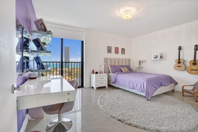 Welcome to elevated living at Turnberry Isle North. This - photo 18