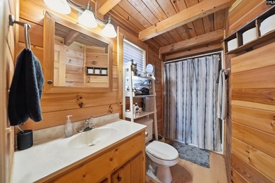 PLEASE VIEW VIRTUAL TOUR LINK! Welcome to lake living in the - photo 20