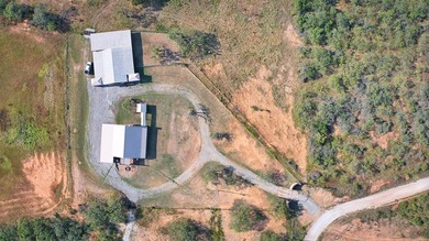 Golden Eagle Ranch - You have to see this one to believe it. The - photo 22