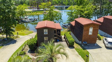 PLEASE VIEW VIRTUAL TOUR LINK! Welcome to lake living in the - photo 25