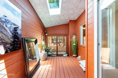 Welcome to the ultimate multi-generational golf estate located - photo 27