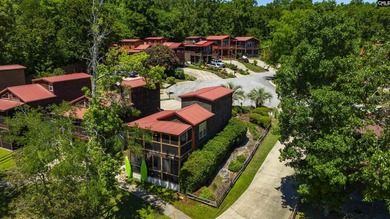 PLEASE VIEW VIRTUAL TOUR LINK! Welcome to lake living in the - photo 29