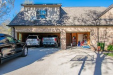 Additional listing photo 4