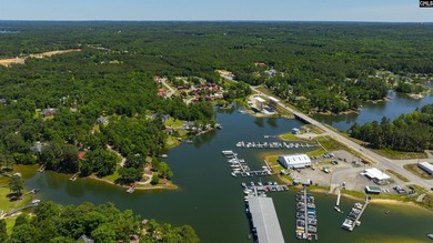 PLEASE VIEW VIRTUAL TOUR LINK! Welcome to lake living in the - photo 36