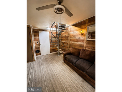 Additional listing photo 4