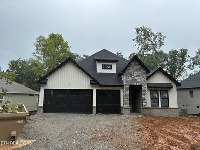 Welcome to this stunning custom-built home where timeless stone - photo 1