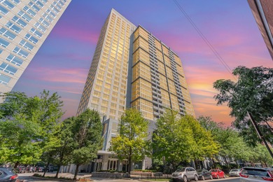 Lake Michigan - Cook County Condo For Sale in Chicago Illinois