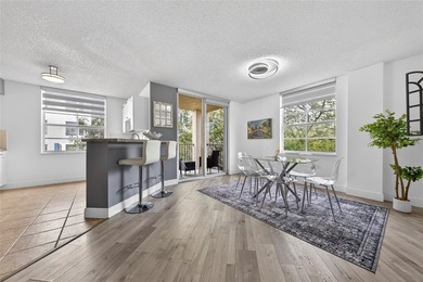 Beautifully Remodeled Corner Unit - Close to Las Olas The - photo 4
