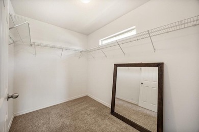 Welcome to this inviting and well-maintained Shadow Lakes patio - photo 20