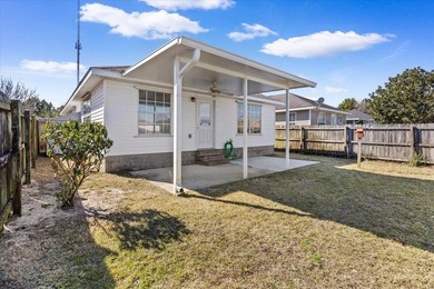 Welcome to this inviting and well-maintained Shadow Lakes patio - photo 22