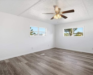 Completely remodeled 2 bedroom, 2 bath home here at Tanglewood - photo 22