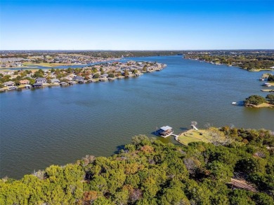 EXCEPTIONALLY RARE main-body lakefront acreage offering with 811 - photo 6