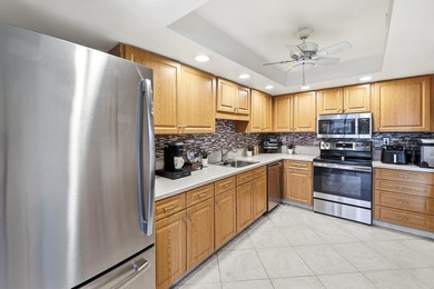 Welcome to Woodland Lakes - A Premier 55+ Community in Palm - photo 7