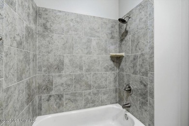 Welcome to 109 Hampton Pl located in one of Madison County's - photo 31