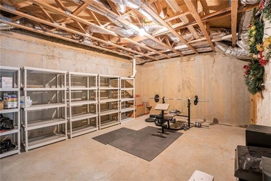 This amazing Golf and Lake community is living at its finest! - photo 34