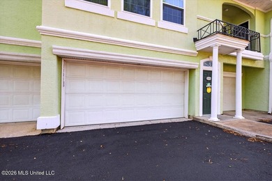 Welcome to Legacy Villas! This well-maintained 3-bedroom, 2-bath - photo 1