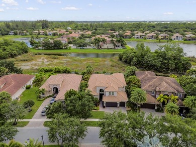 Welcome to this exceptional Toll Brothers 4-bedroom, 4 - photo 2
