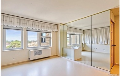 This Amazing Alcove Studio, is Nestled within the Iconic Kennedy - photo 8