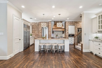 PRICE IMPROVEMENT! Welcome to an entertainer's paradise situated - photo 14