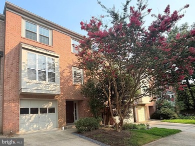 (private lake, pond, coastal) Townhome/Townhouse For Sale in Gaithersburg Maryland