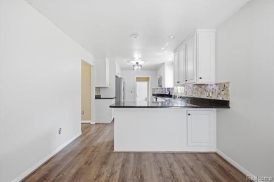 Welcome to 28108 Ruby Ct! Nestled on a quiet Cul de Sac, this - photo 22
