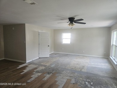 Recently remodeled & qualifies for FHA $100.00 down payment - photo 4