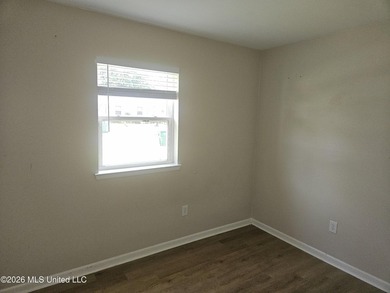 Recently remodeled & qualifies for FHA $100.00 down payment - photo 8