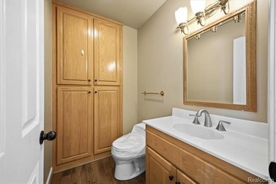 Welcome to 28108 Ruby Ct! Nestled on a quiet Cul de Sac, this - photo 36