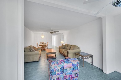 Gorgeous oversized lakefront corner villa in trendy Delray Beach - photo 16