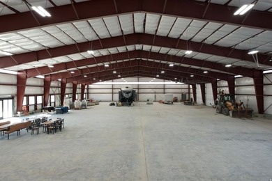 This is a one of a kind property! Lake access, and an 18,000 - photo 10