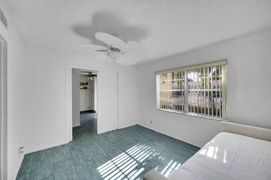 Gorgeous oversized lakefront corner villa in trendy Delray Beach - photo 25
