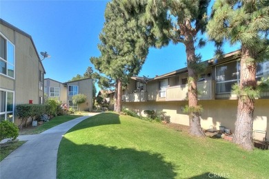 Beautiful 3-bedroom, 2-bath condo featuring an open floor plan - photo 31