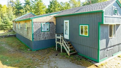 (private lake, pond, coastal) Home For Sale in Penobscot Maine