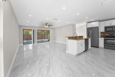 The Ultimate Corner Combo Why buy a house when you can buy the - photo 7
