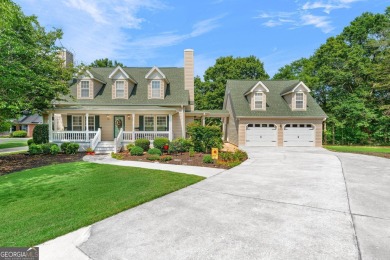 Lake Home For Sale in Hartwell, Georgia