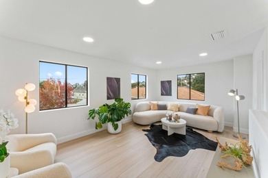 Modern Two-Story Elegance in Central Brisbane Minutes from SF & - photo 11