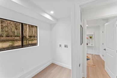 Modern Two-Story Elegance in Central Brisbane Minutes from SF & - photo 17